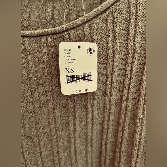 Free People Women’s Sweater, Size XS (oversized) NWT - Picture 6 of 6